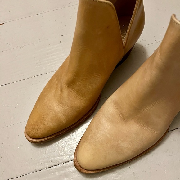 Free People Charm Double V Tan Ankle Booties Leather Size 37 - Picture 7 of 7